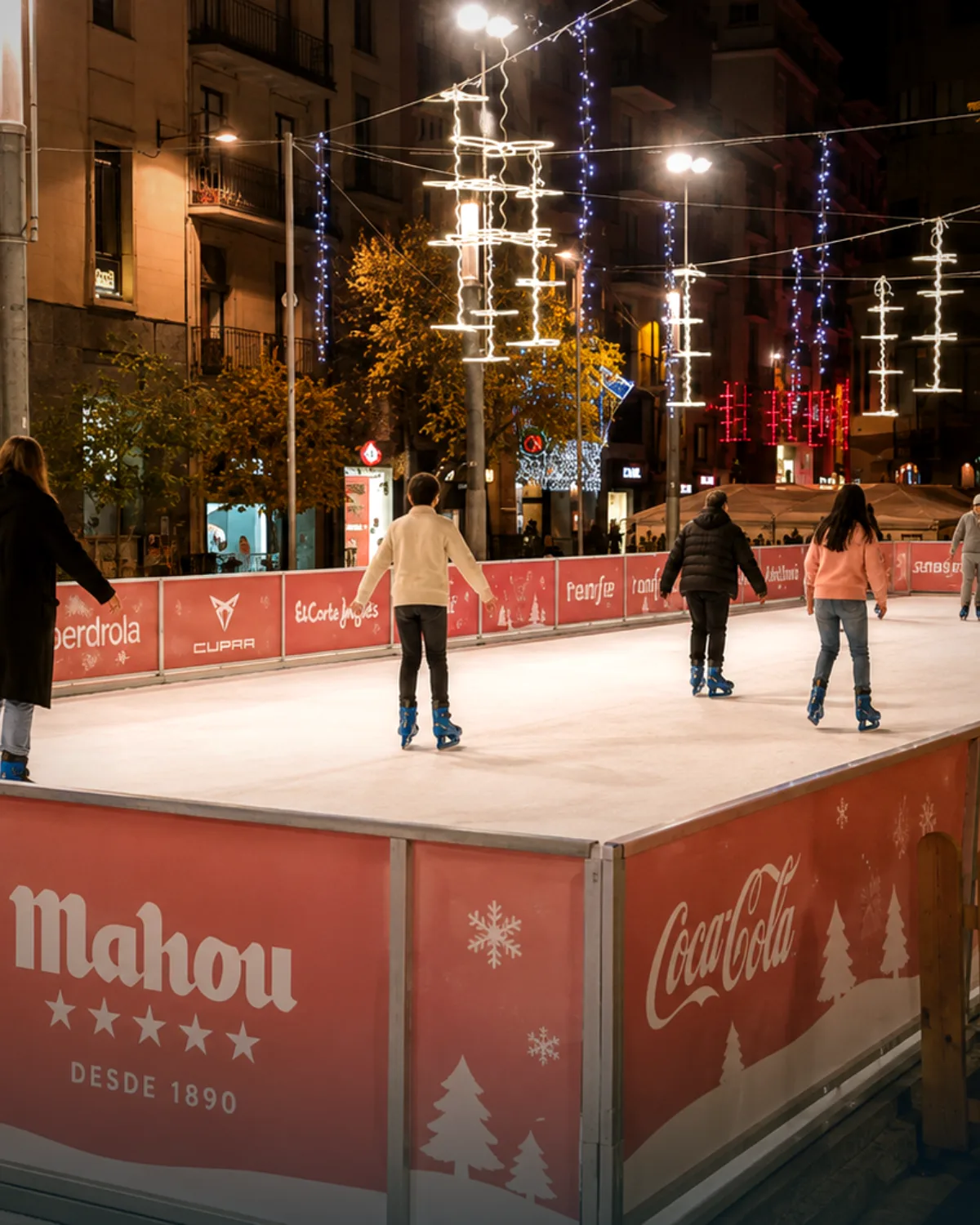 Pista de hielo sintético de 100 m² para plazas pequeñas